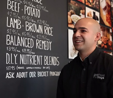 Business View w Mapach Google pozwala klientom zajrzeć do wnętrza Twojej firmy